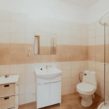 Stary Dvor * Spišské Podhradie