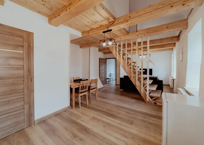 Stary Dvor * Spišské Podhradie